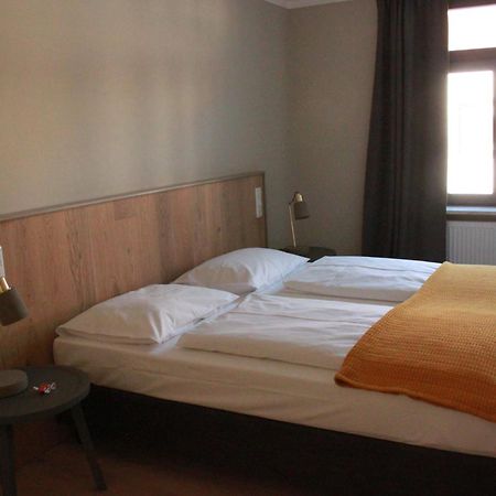 ארלנגן Hotel Stadthaus מראה חיצוני תמונה