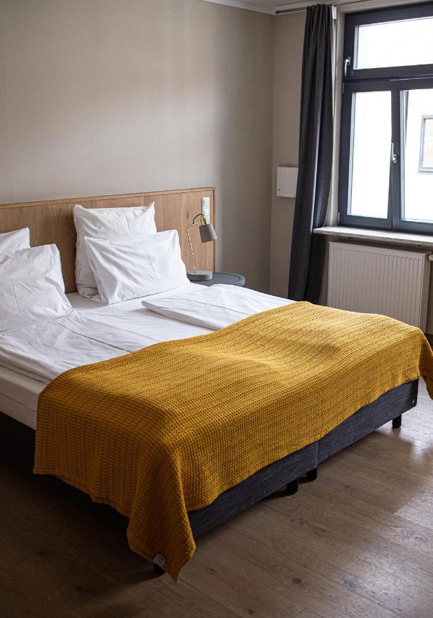 ארלנגן Hotel Stadthaus מראה חיצוני תמונה