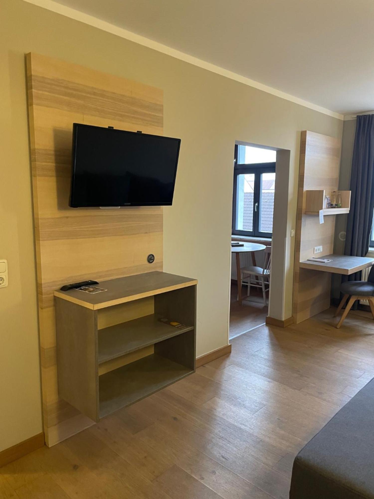 ארלנגן Hotel Stadthaus מראה חיצוני תמונה